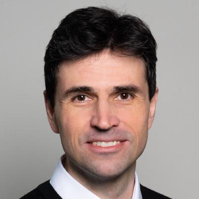 Sebastian Paulo headshot